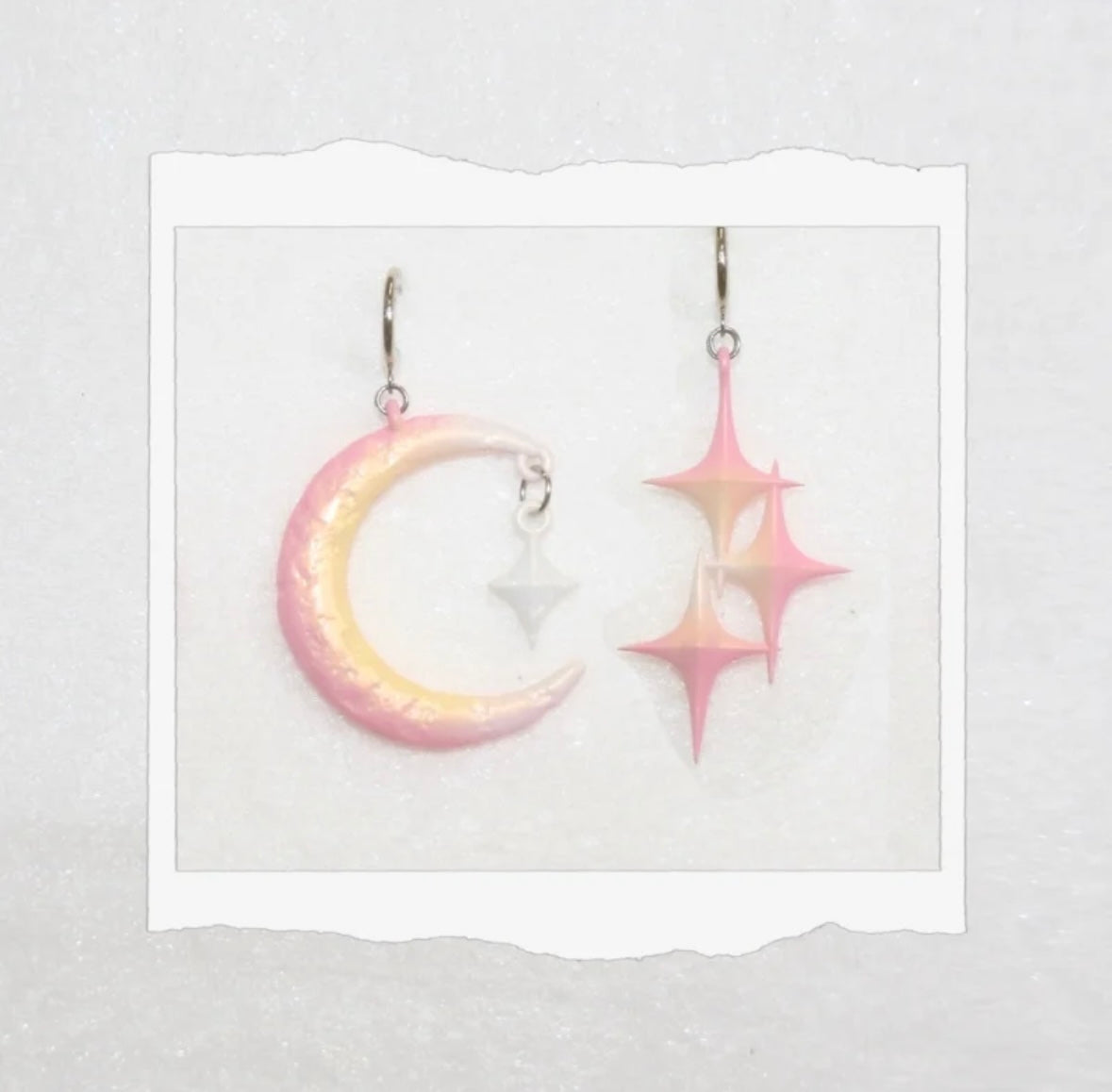 ⟡.· sailor moon (earring/earclip)